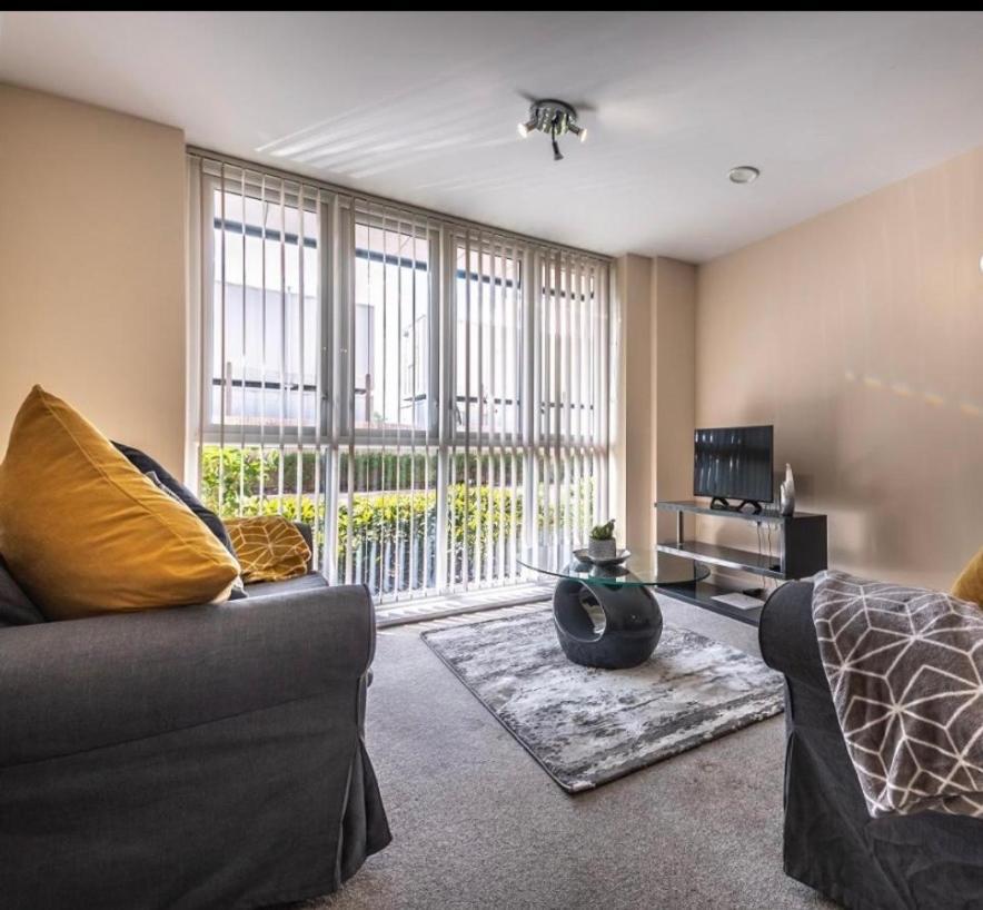 Stylish 2 Bedroom Apartment-Short Term Lets & Serviced Accomodation Reading Luaran gambar
