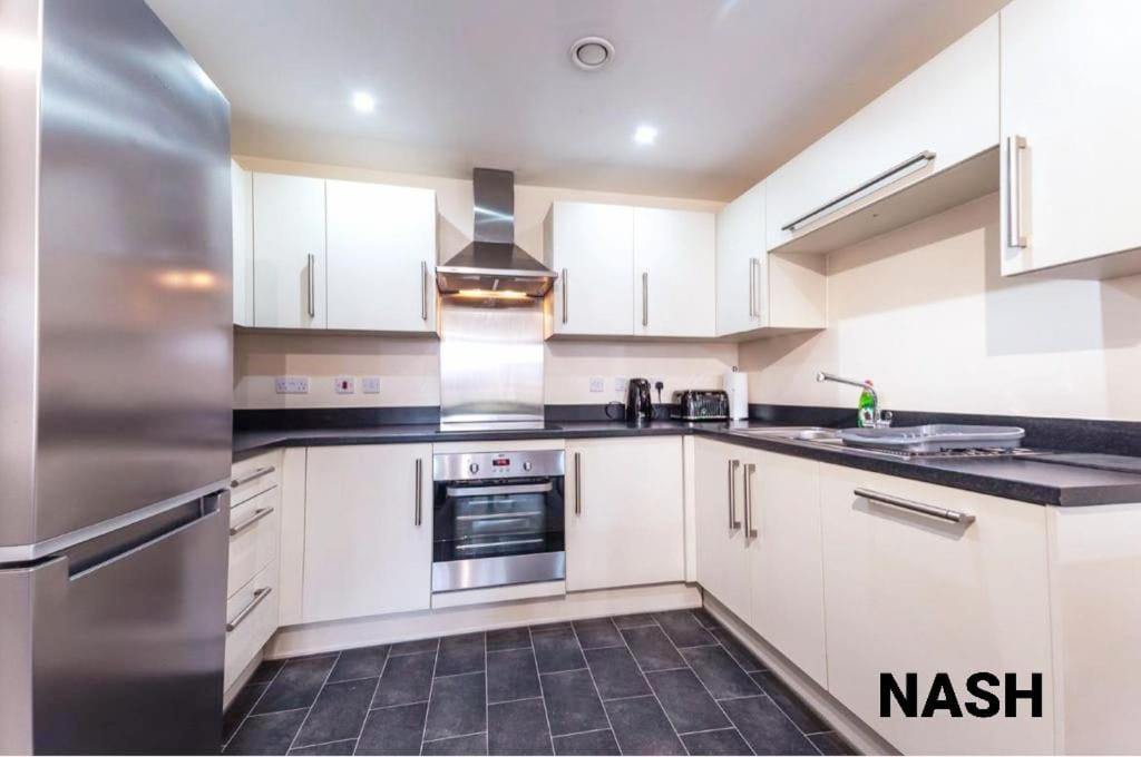 Stylish 2 Bedroom Apartment-Short Term Lets & Serviced Accomodation Reading Luaran gambar