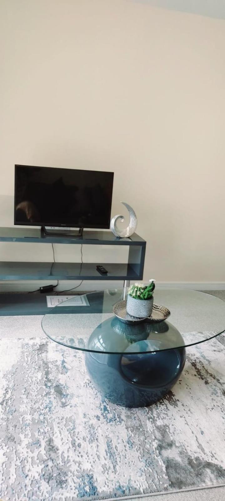 Stylish 2 Bedroom Apartment-Short Term Lets & Serviced Accomodation Reading Luaran gambar